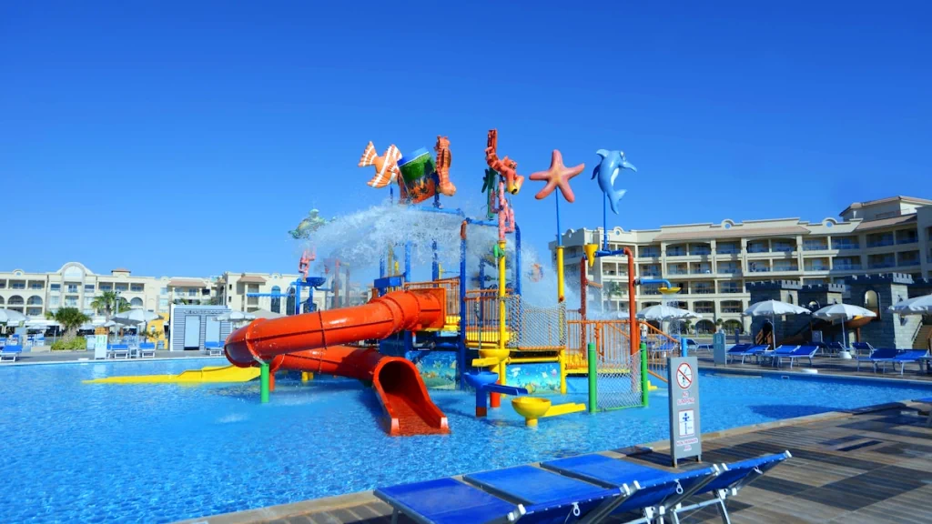 الفندق الباتروس وايت بيتش ريزورت - الغردقة